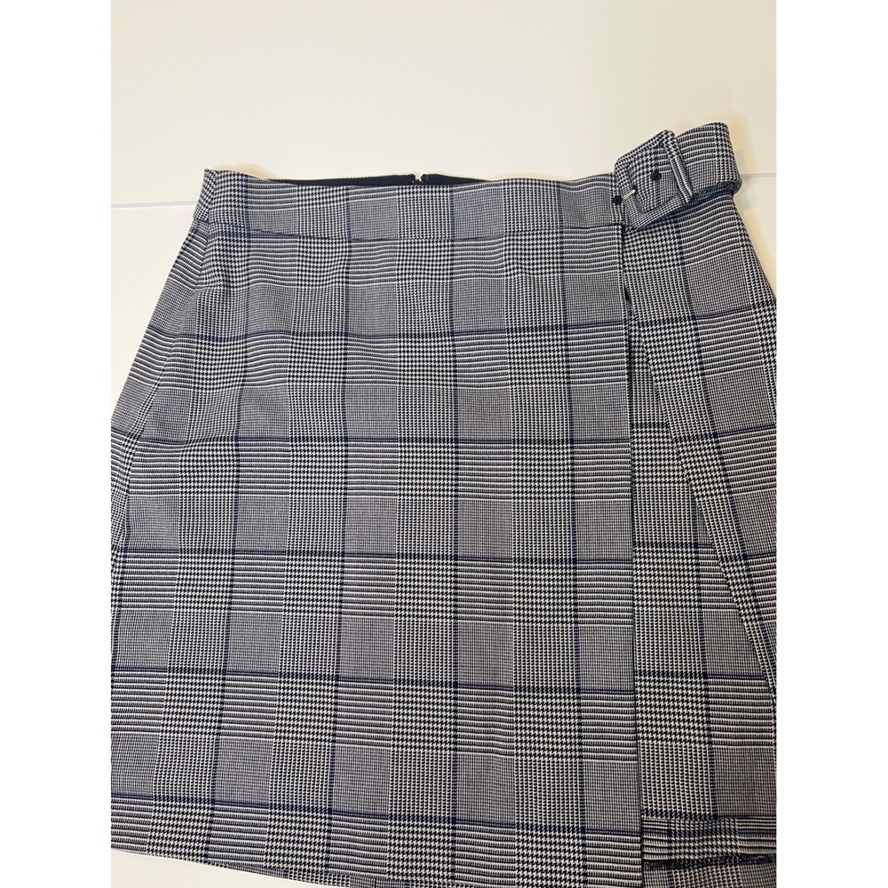 Club Monaco Grey Blue Glen Plaid Buckle Wrap Mini Skirt Asymmetrical Hem Size 12 - Picture 5 of 11